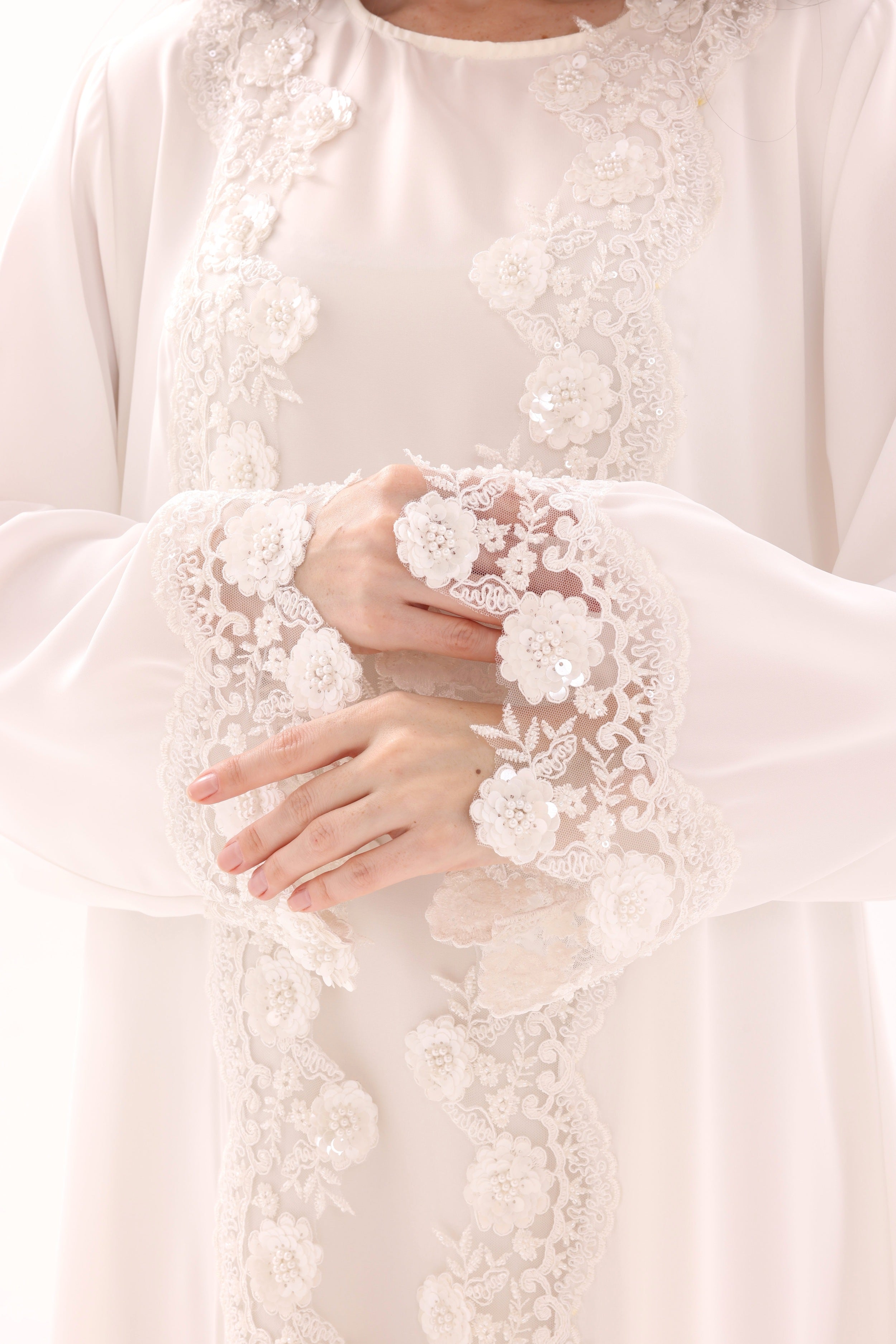 Almas Set | White